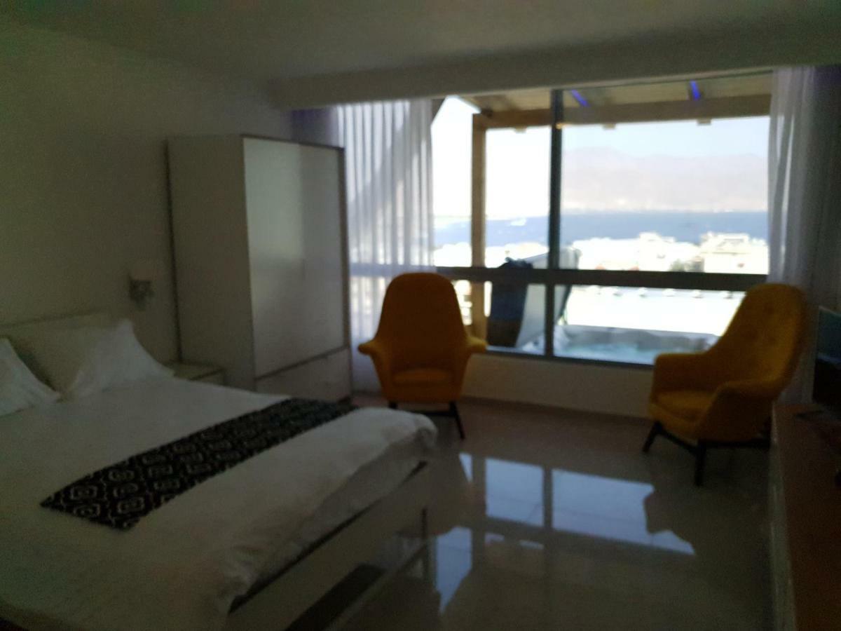 Avshalom * Eilat
