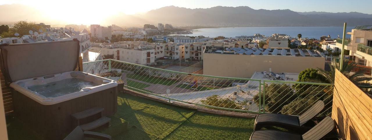 Avshalom Apartment *